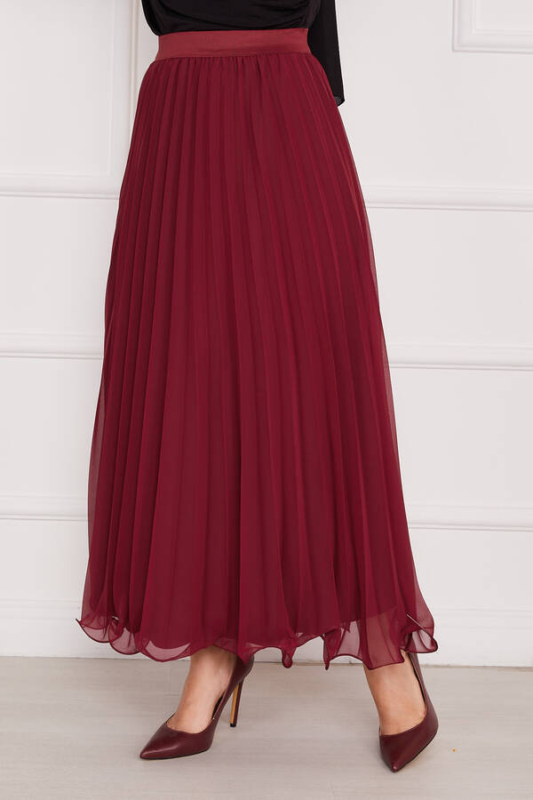 Kç - Altı Volanlı Piliseli Tesettür Etek Bordo (1) Kç - Altı Volanlı Piliseli Tesettür Etek Bordo (1)