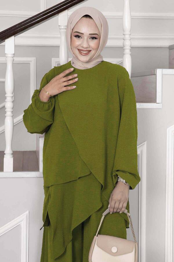 MD - Asimetrik Kesim Aerobin Tesettür İkili Takım Yağ Yeşil (1) MD - Asimetrik Kesim Aerobin Tesettür İkili Takım Yağ Yeşil (1)
