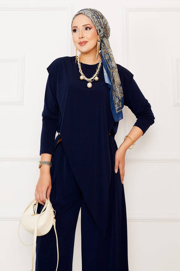 Sym - Asimetrik Kesim Sandy Takım Lacivert (1) Sym - Asimetrik Kesim Sandy Takım Lacivert (1)