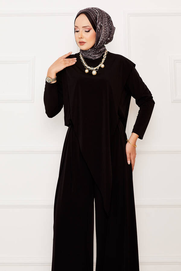 Sym - Asimetrik Kesim Sandy Takım Siyah (1) Sym - Asimetrik Kesim Sandy Takım Siyah (1)