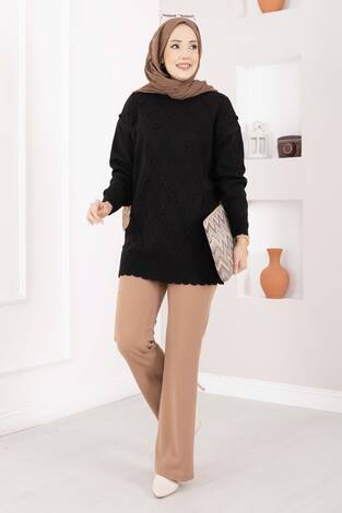 Baklava Desen Ponpon Detaylı Triko Kazak Siyah