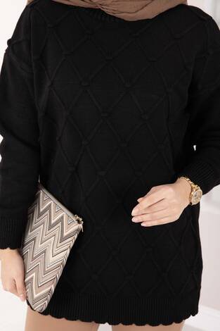 Baklava Desen Ponpon Detaylı Triko Kazak Siyah - Thumbnail