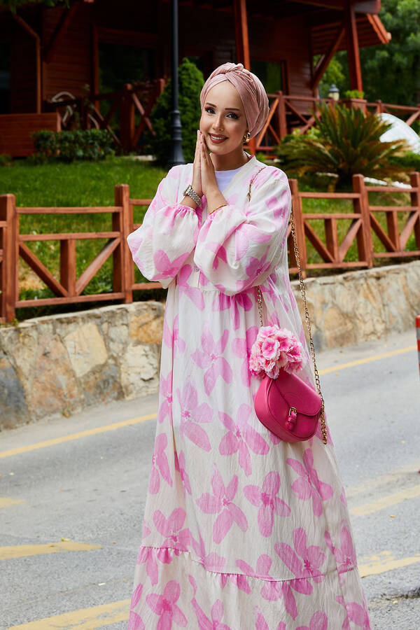 Mlk - Battal Beden Yarım Düğmeli Desenli Elbise Pembe (1) Mlk - Battal Beden Yarım Düğmeli Desenli Elbise Pembe (1)