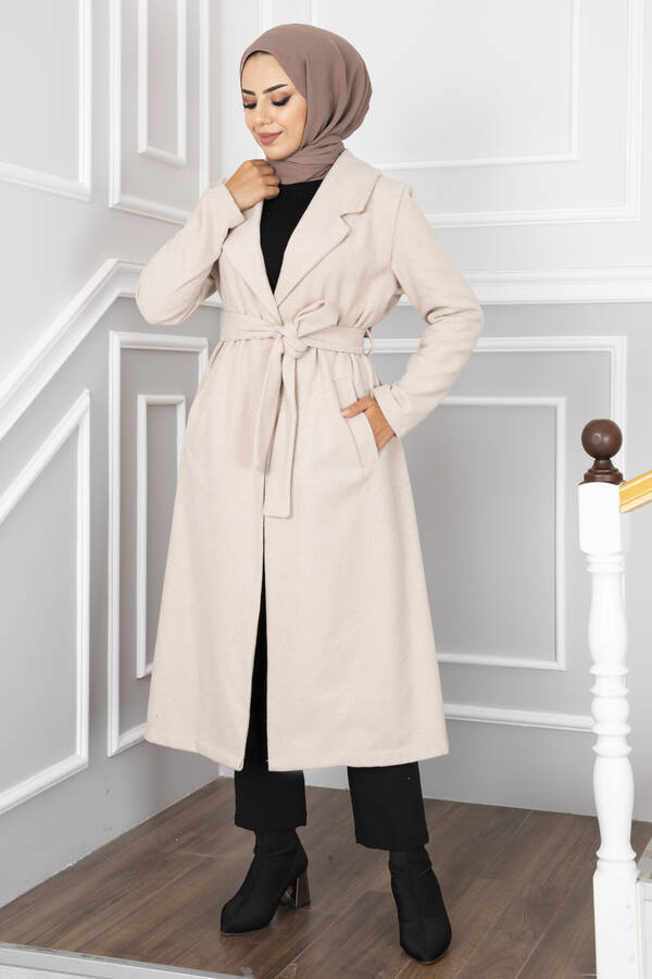 Belden Bağlamalı Tesettür Kaşe Kaban Krem