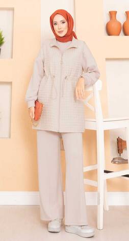 Beli Ayarlanabilir Kapitone Yelekli Üçlü Tesettür Takım Bej - Thumbnail