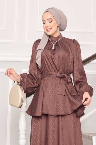 Beli Büzgülü Desenli Jakarlı Tesettür Takım Kahve - Thumbnail