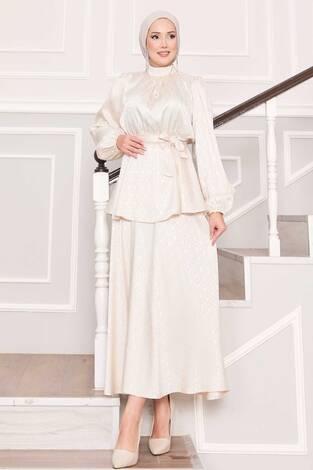 Beli Büzgülü Desenli Jakarlı Tesettür Takım Krem - Thumbnail