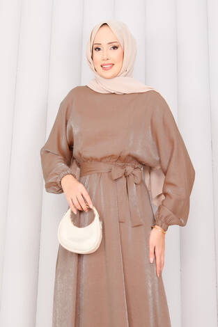 Beli Büzgülü Seyyar Kuşaklı Yarasa Kol Tesettür Elbise Taba - Thumbnail