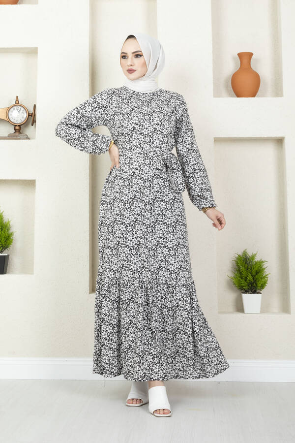 Beli Kuşaklı Çiçekli Tesettür Elbise Siyah Beli Kuşaklı Çiçekli Tesettür Elbise Siyah