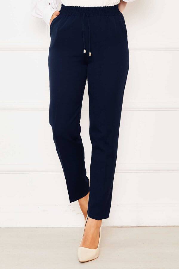 Kç - Beli Lastikli Dar Paça Pantolon Lacivert (1) Kç - Beli Lastikli Dar Paça Pantolon Lacivert (1)