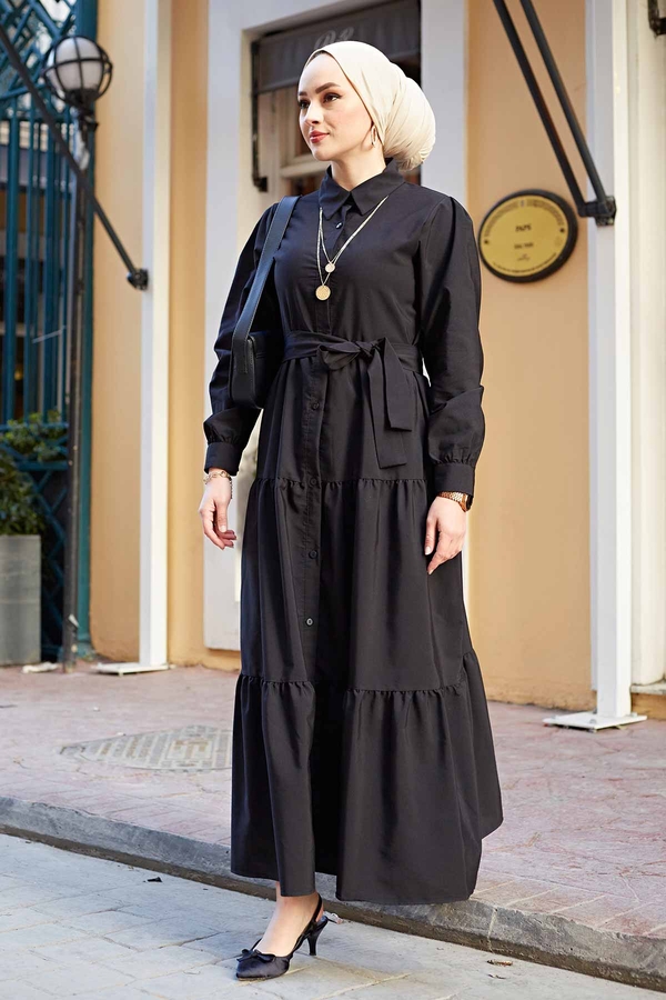 Boydan Düğmeli Fırfırlı Tesettür Elbise 565TEG-003 Siyah