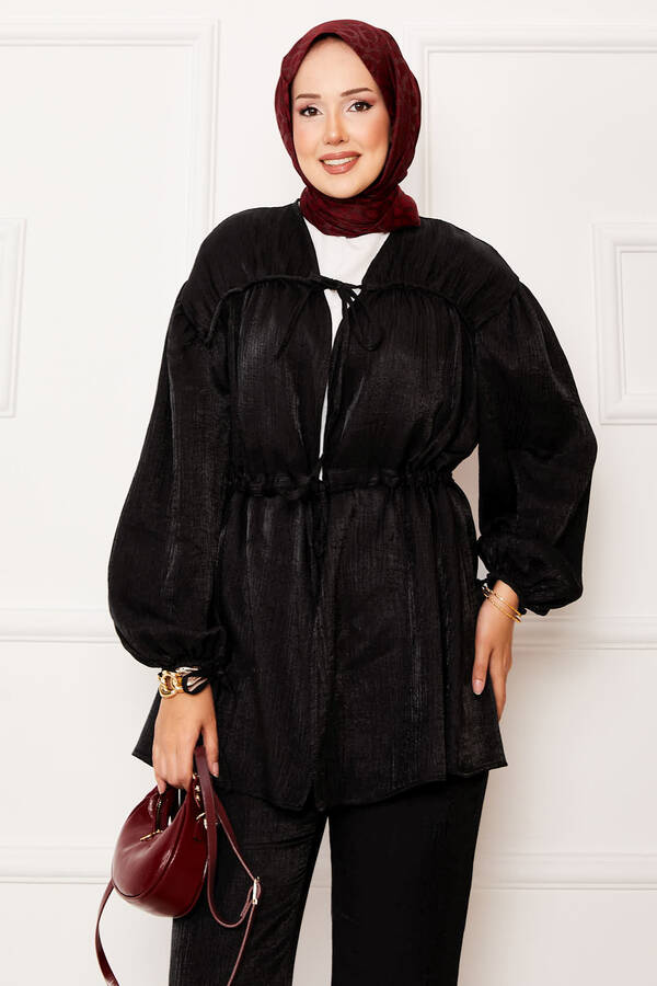 MD - Büzgü Detaylı Beli Tünelli Kimonolu Takım Siyah (1) MD - Büzgü Detaylı Beli Tünelli Kimonolu Takım Siyah (1)