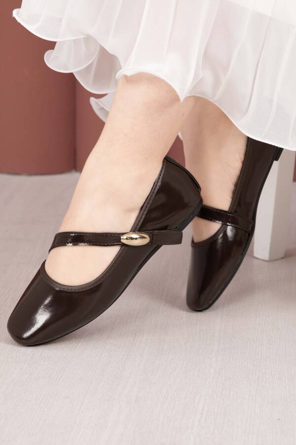 Srç - Çapraz Bantlı Mary Jane Babet Ayakkabı Kahve
