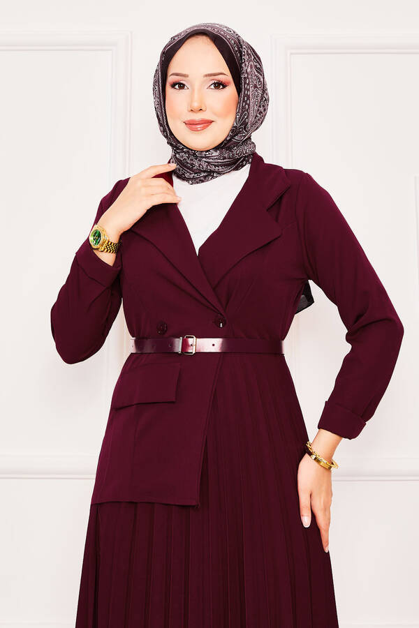 Znk - Ceket Detaylı Piliseli Tesettür Elbise Bordo (1) Znk - Ceket Detaylı Piliseli Tesettür Elbise Bordo (1)