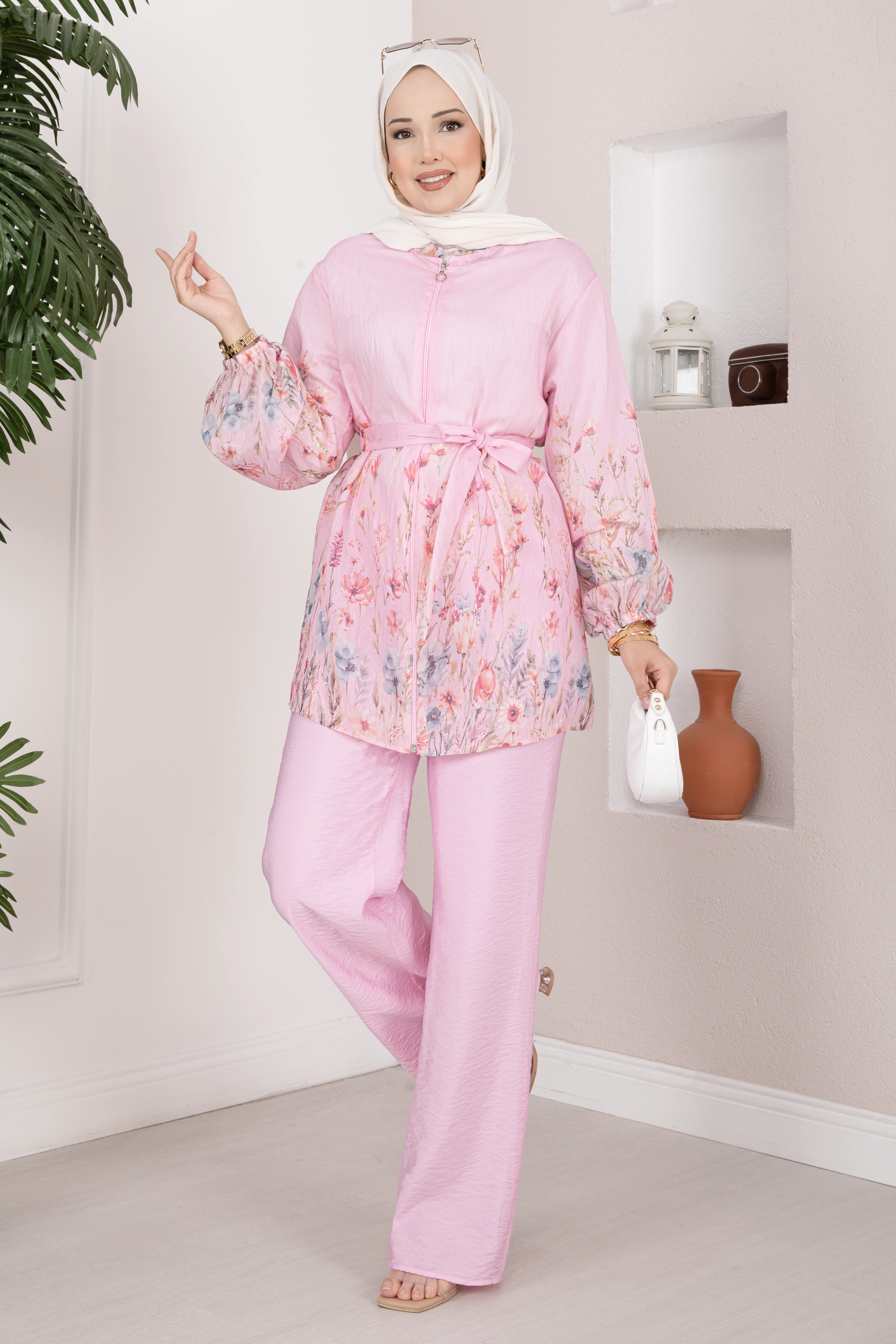 Çiçek Desen Kuşaklı Tunik Pantolon Takım Pembe - Thumbnail
