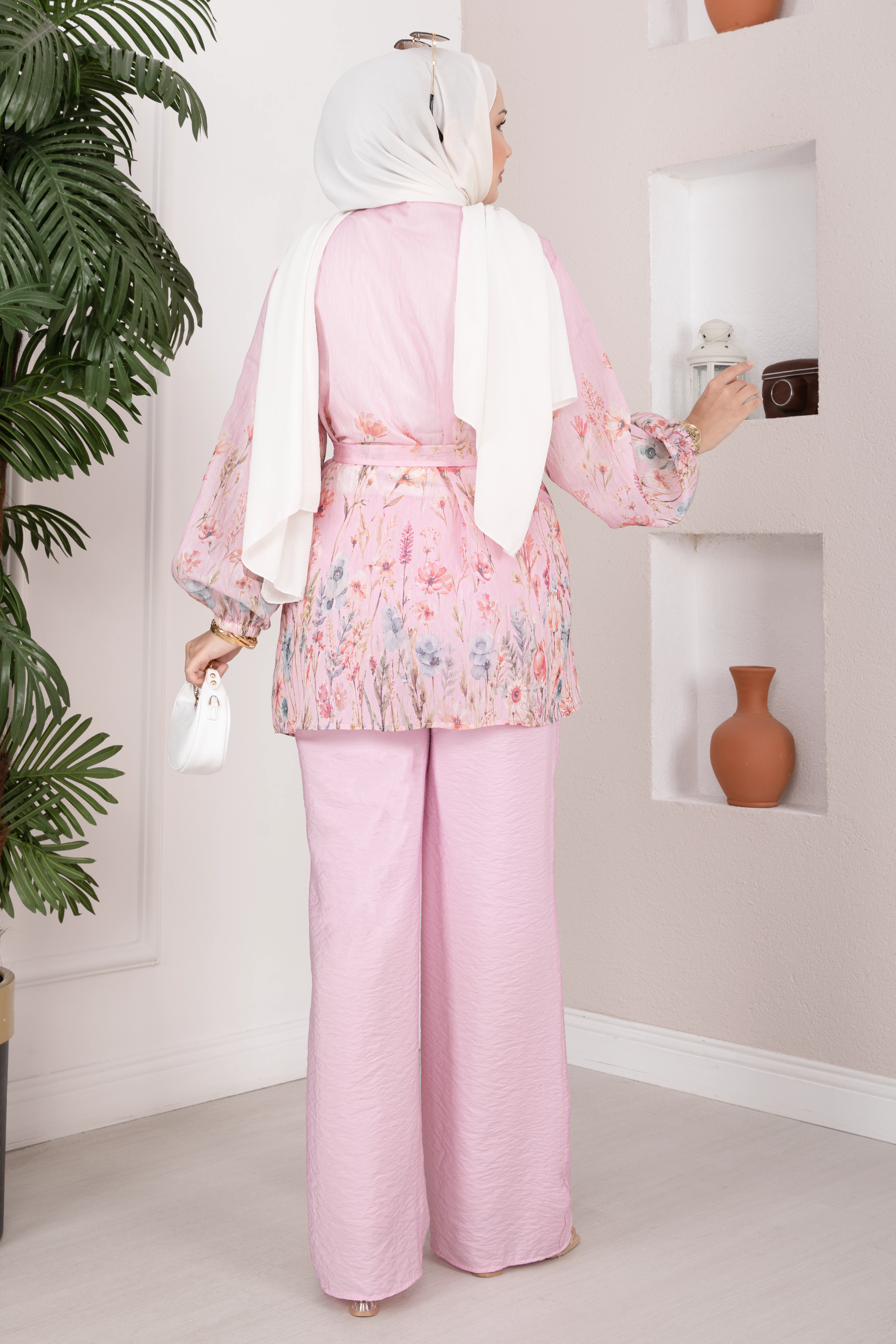 Çiçek Desen Kuşaklı Tunik Pantolon Takım Pembe - Thumbnail