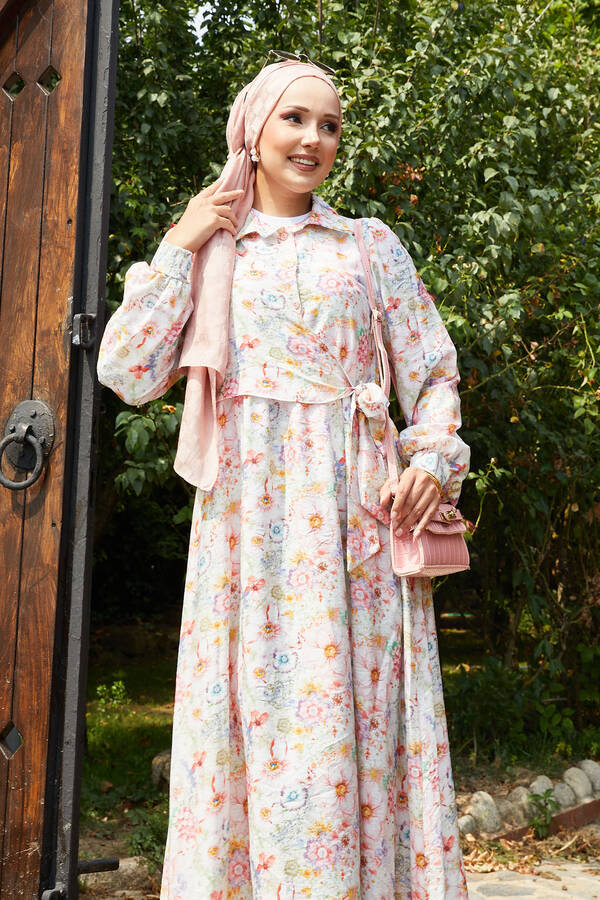 Efl - Çiçek Desenli Yandan Bağlamalı Elbise Pembe (1) Efl - Çiçek Desenli Yandan Bağlamalı Elbise Pembe (1)