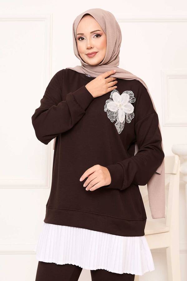 Ums - Çiçek Detaylı Eteği Piliseli Oyşo Takım Kahve (1) Ums - Çiçek Detaylı Eteği Piliseli Oyşo Takım Kahve (1)