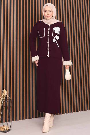 Çiçek Detaylı Sedef Düğmeli Tesettür Triko Takım Bordo - Thumbnail