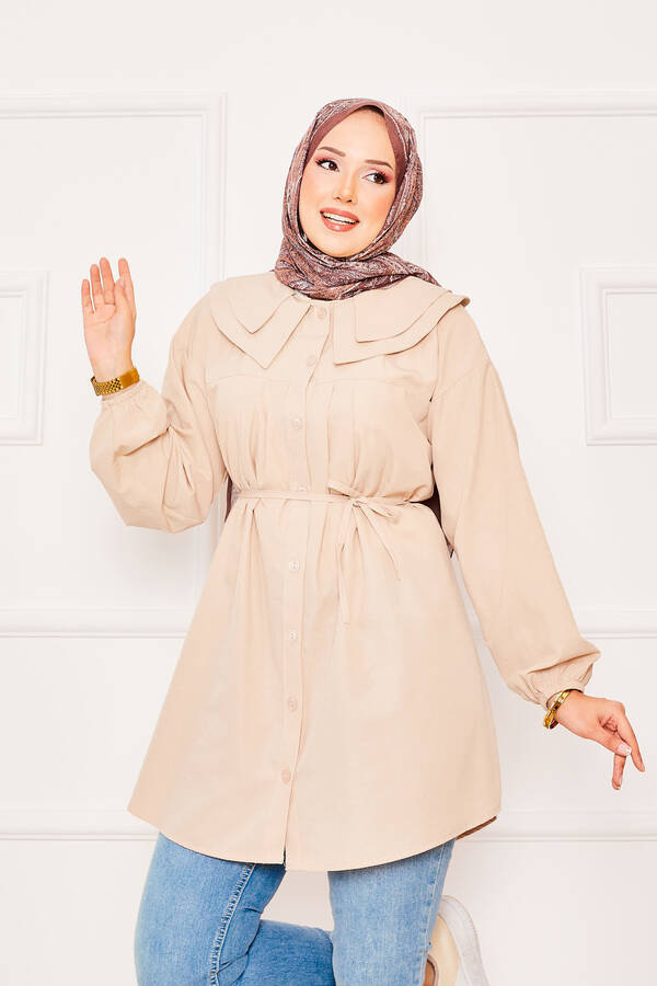 Asm - Çift Yakalı Beli Bağcıklı Tesettür Gömlek Bej (1) Asm - Çift Yakalı Beli Bağcıklı Tesettür Gömlek Bej (1)