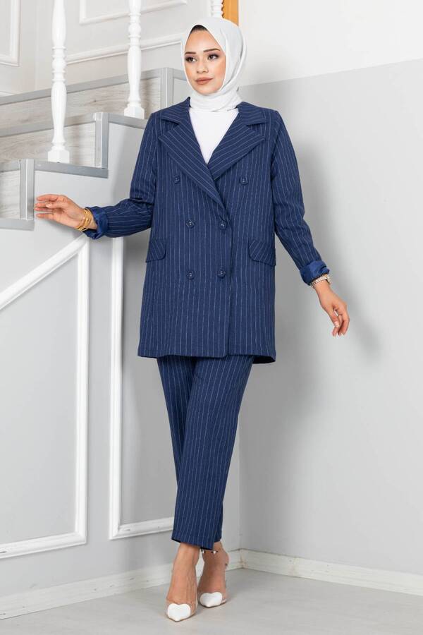 Çizgili Blazer Tesettür Ceket Takım Lacivert Çizgili Blazer Tesettür Ceket Takım Lacivert