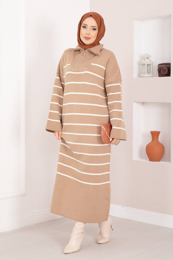 No - Çizgili Boğazlı Triko Elbise TEN