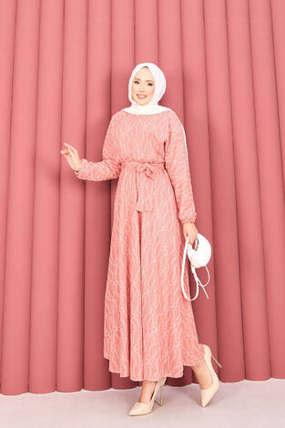 Dantel Dokulu Seyyar Kuşaklı Tesettür Elbise Pudra - Thumbnail