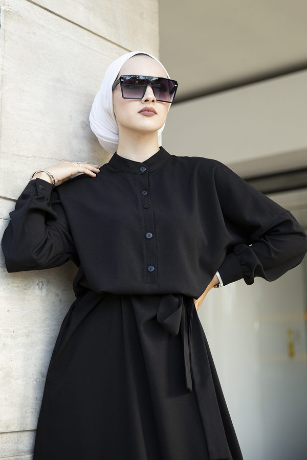 Düğmeli Düz Tesettür Elbise 100MD-10389 Siyah