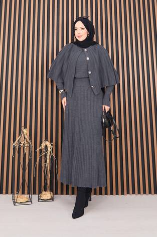 Düğmeli Pelerin & Triko Elbise Tesettür İkili Takım Gri - Thumbnail