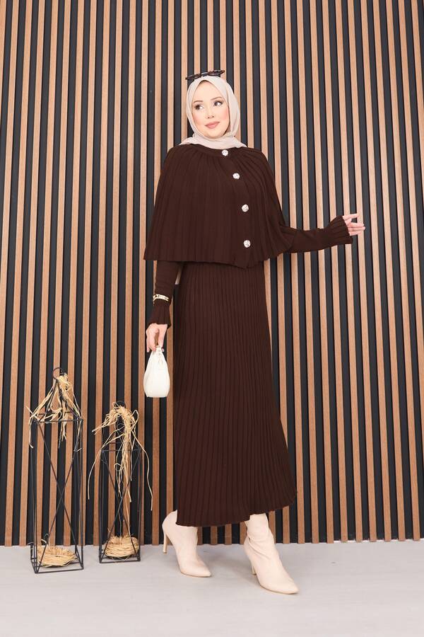RAF - Düğmeli Pelerin & Triko Elbise Tesettür İkili Takım Kahve