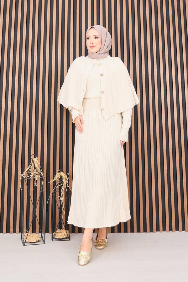 RAF - Düğmeli Pelerin & Triko Elbise Tesettür İkili Takım Krem