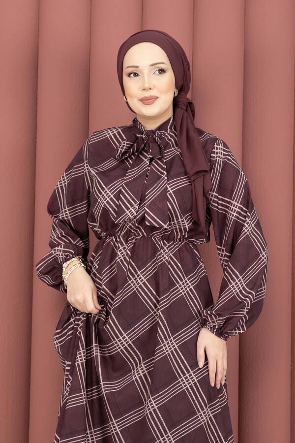 MD - Ekose Desen Beli Büzgülü Tesettür Elbise Bordo (1)