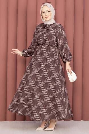 Ekose Desen Beli Büzgülü Tesettür Elbise Kahve - Thumbnail