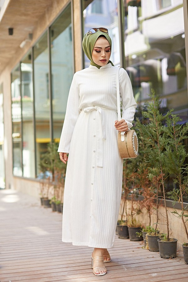 Eteği Düğmeli Elbise 4586-1 Beyaz