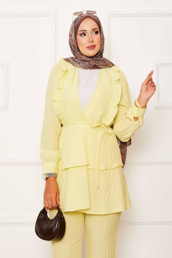 MD - Eteği Volanlı Fırfır Detaylı İkili Takım Sarı (1) MD - Eteği Volanlı Fırfır Detaylı İkili Takım Sarı (1)