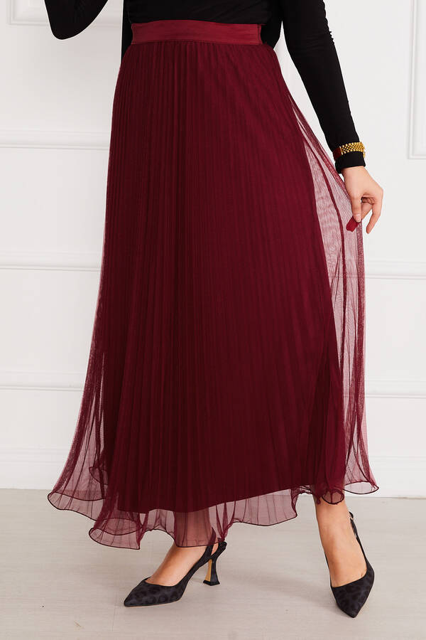 Kç - Eteği Volanlı Tesettür Tül Etek Bordo (1) Kç - Eteği Volanlı Tesettür Tül Etek Bordo (1)