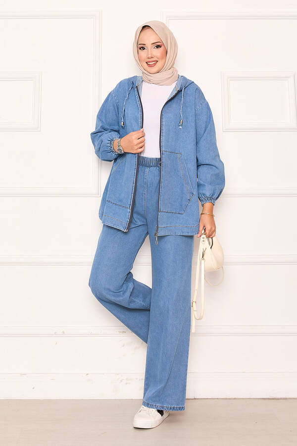 MD - Fermuarlı Kanguru Cep Detaylı Kapüşonlu Kot Takım Mavi (1) MD - Fermuarlı Kanguru Cep Detaylı Kapüşonlu Kot Takım Mavi (1)