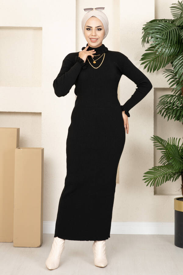 Fırfırlı Boğazlı Triko Tesettür Elbise Siyah
