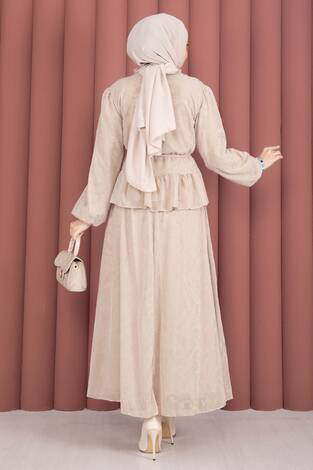 Flok Baskılı Yaka Fırfır Detaylı İçi Astarlı Etek Takım Bej - Thumbnail