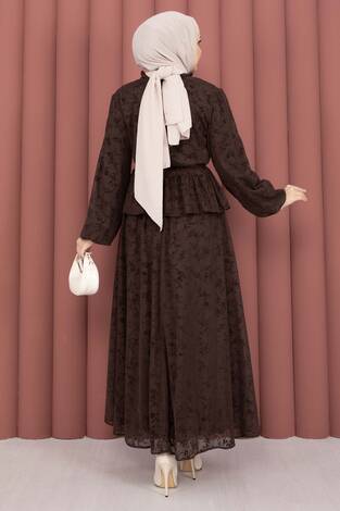 Flok Baskılı Yaka Fırfır Detaylı İçi Astarlı Etek Takım Kahve - Thumbnail