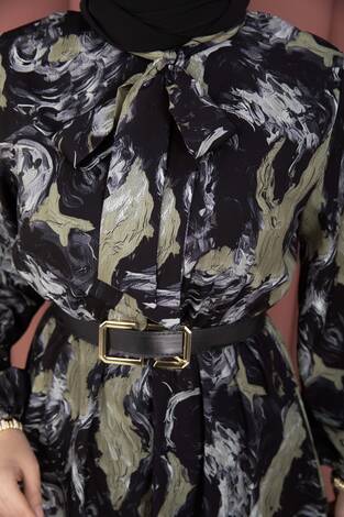 Fular Yakalı Desenli Tesettür Elbise Siyah - Thumbnail