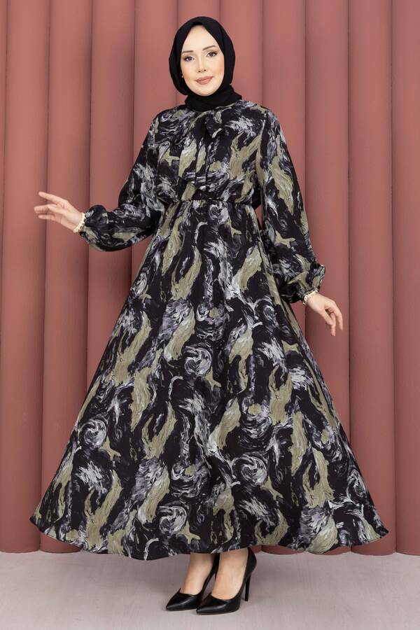MD - Fular Yakalı Desenli Tesettür Elbise Siyah