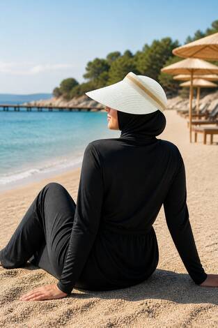 Geniş Kenarlıklı Hasır Plaj Şapkası Bej