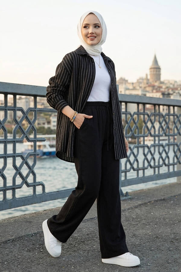 Kç - Geniş Paça Cepli Tensel Pantolon Siyah