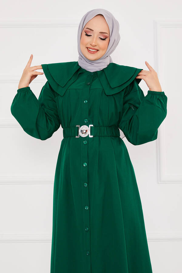 Asm - Geniş Yakalı Boydan Düğmeli Tesettür Elbise Zümrüt (1) Asm - Geniş Yakalı Boydan Düğmeli Tesettür Elbise Zümrüt (1)
