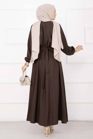 Gold Broş Bel Detaylı Tesettür Elbise Kahve - Thumbnail