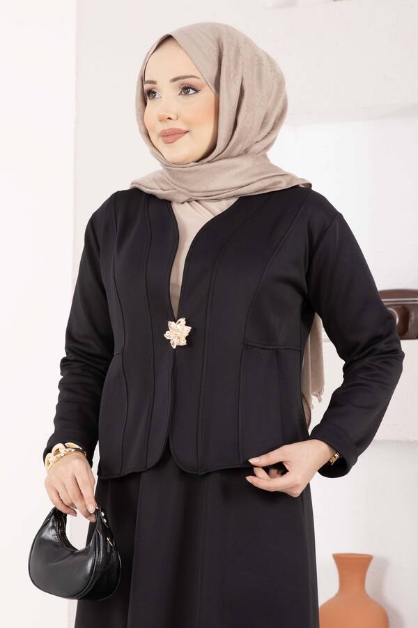 Znk - Gold Broşlu Ceket Etek İkili Takım Siyah (1)