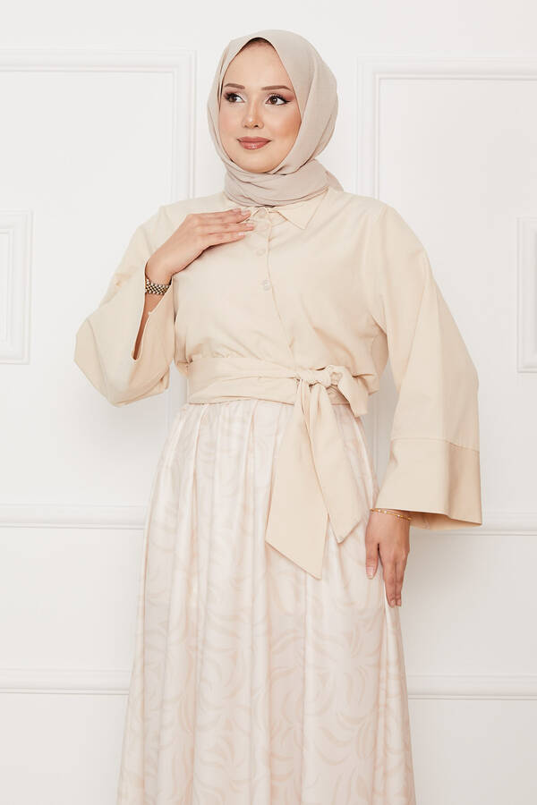 Asm - Gömleği Kendinden Kuşaklı Geniş Kol Etekli Takım Bej (1) Asm - Gömleği Kendinden Kuşaklı Geniş Kol Etekli Takım Bej (1)