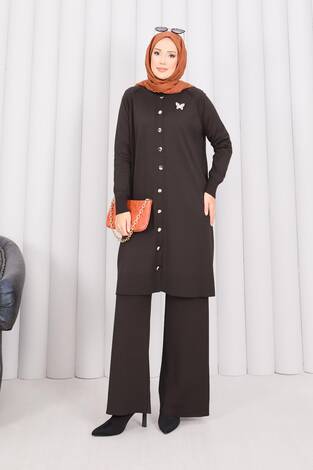 İnci Kelebek Broşlu Tesettür Triko Takım Kahve - Thumbnail
