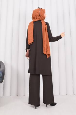 İnci Kelebek Broşlu Tesettür Triko Takım Kahve - Thumbnail